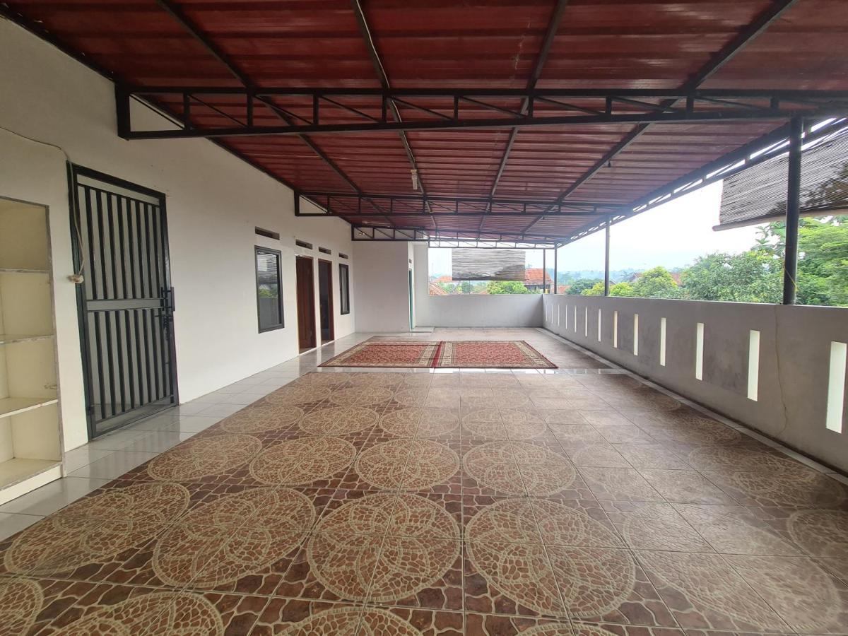 Kampung Istal Villa Pamijahan 茂物 外观 照片