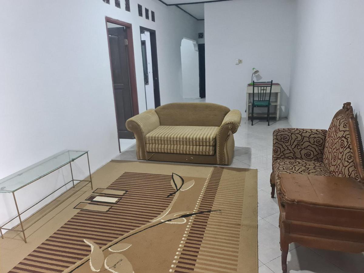 Kampung Istal Villa Pamijahan 茂物 外观 照片